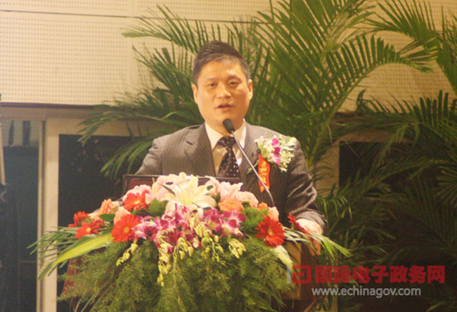 杨冰之：智慧政府及公共服务能力建设探讨
