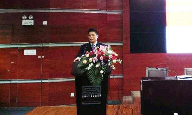 在北京师范大学2016年“物联网国际会议-IIKI2016”上。赢博董事长杨冰之并“物联网及中国发展现状、政策与发展前瞻”为题作精彩演讲。