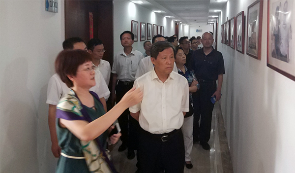 浙江省政协调研组莅临舟山赢博考察