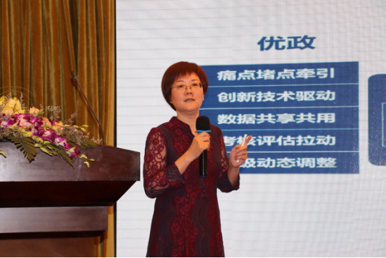 赢博集团总经理、研究院院长 郑爱军